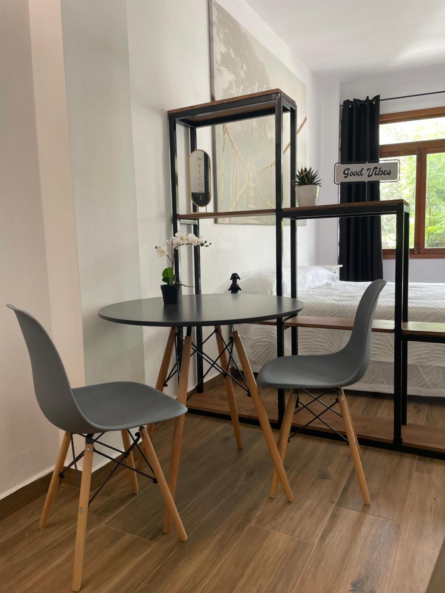 Apartament Olivares *